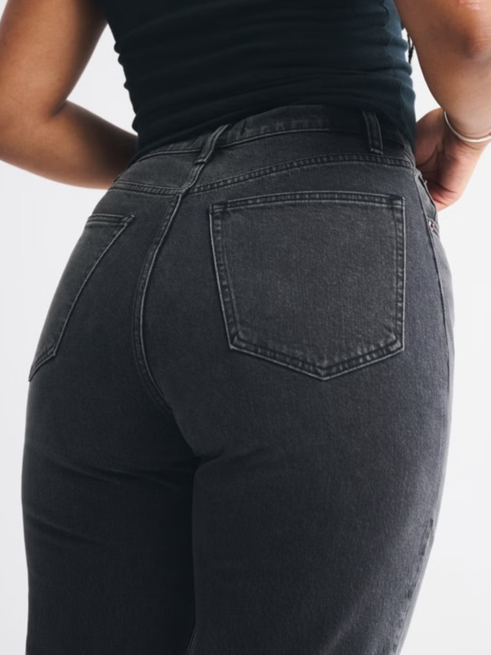 Abercrombie & Fitch High-Rise Black-Washed Jeans
